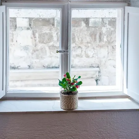 Kris- Stradun Old Town * Dubrovnik