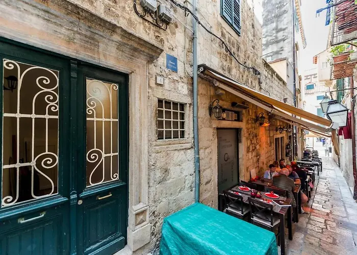 Kris- Stradun Old Town